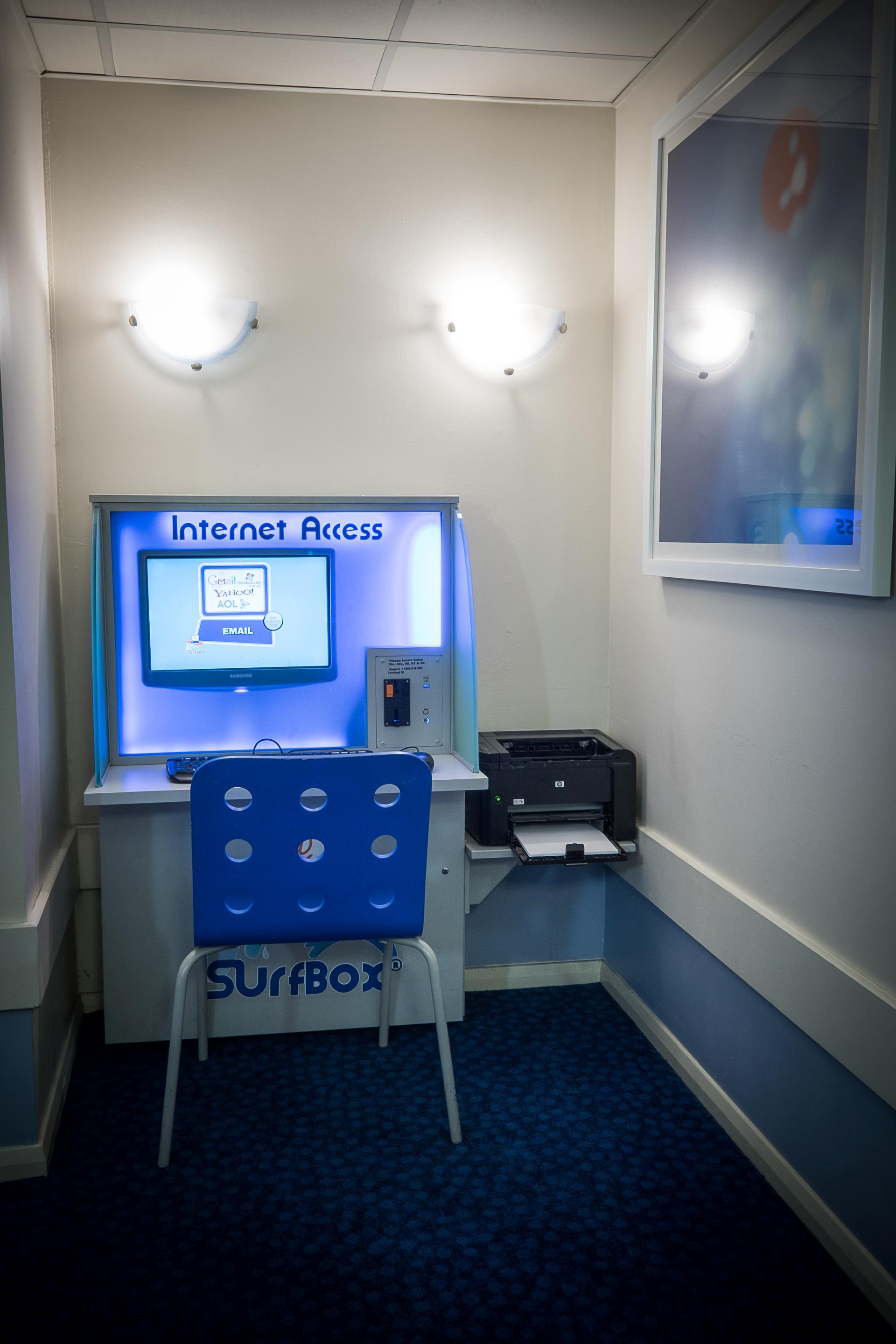 Travelodge ウォーターフォード エクステリア 写真