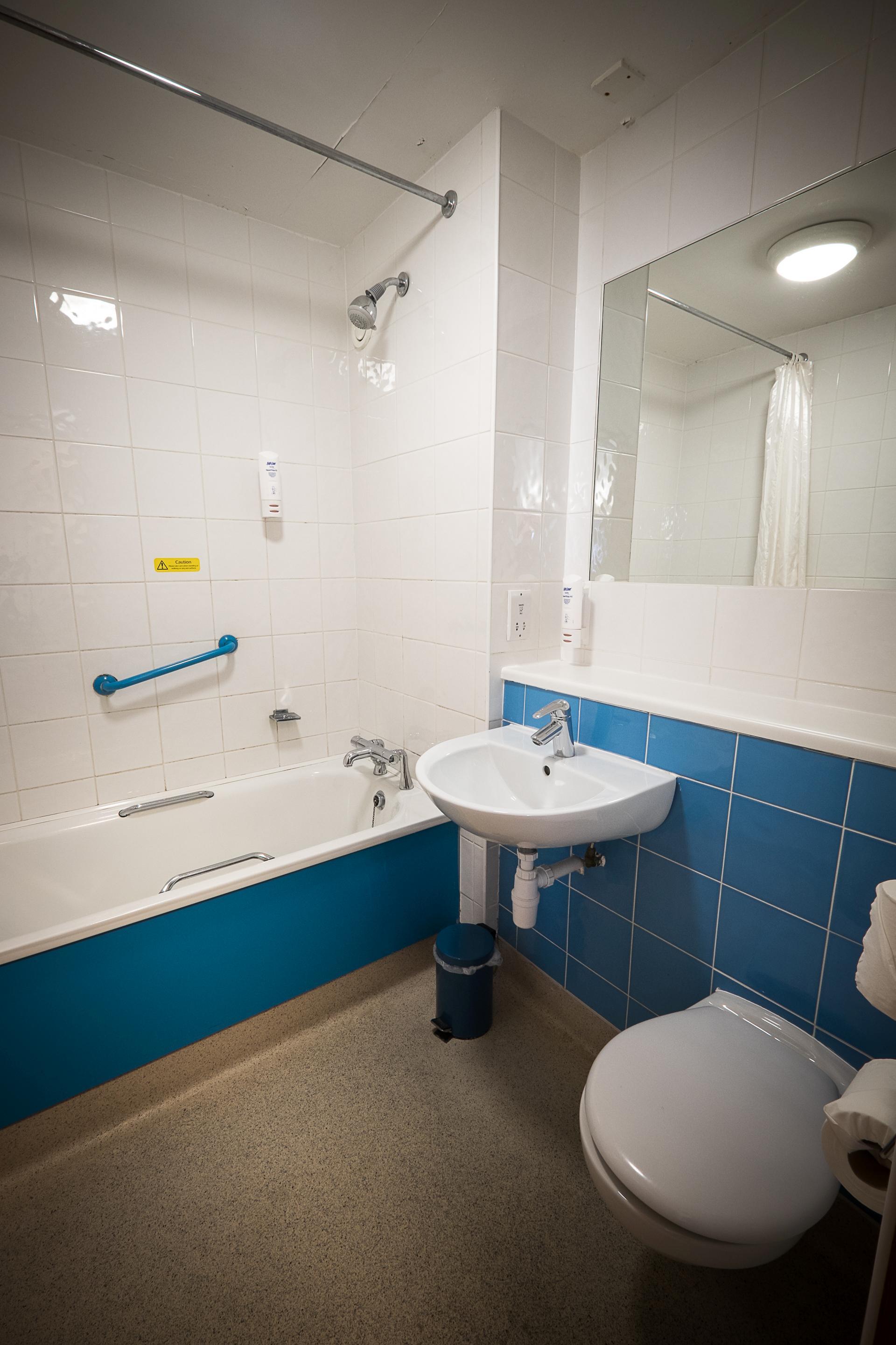 Travelodge ウォーターフォード エクステリア 写真