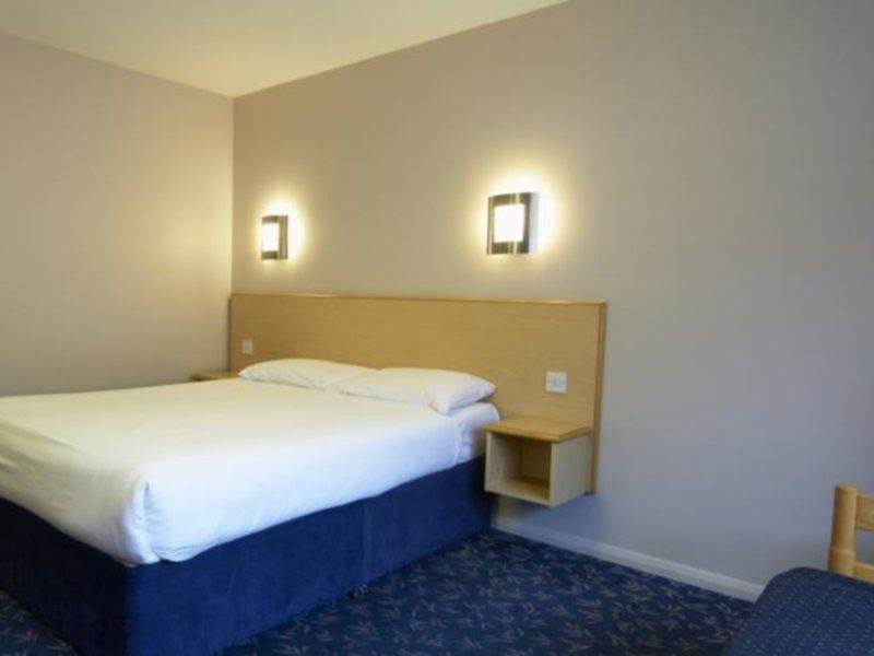 Travelodge ウォーターフォード エクステリア 写真
