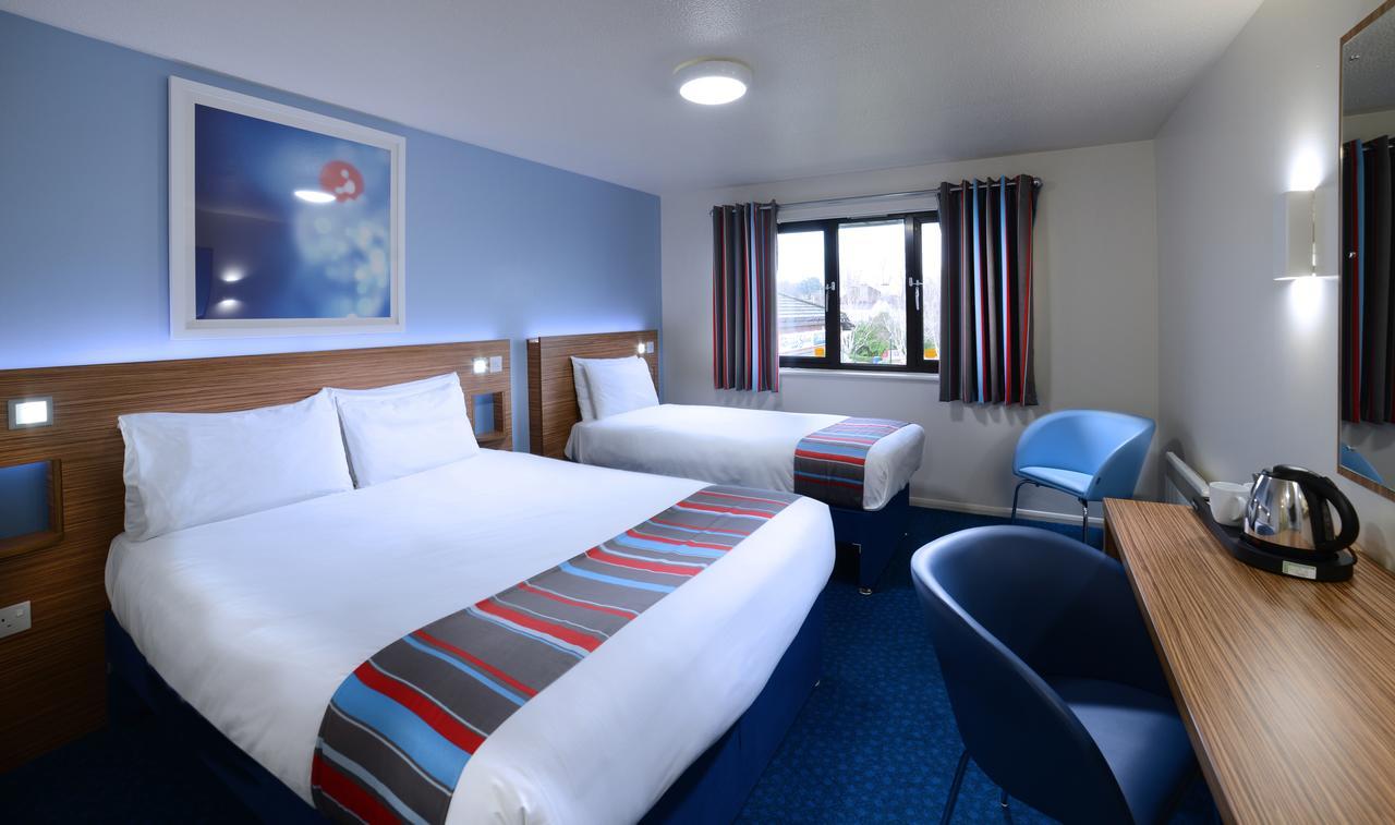 Travelodge ウォーターフォード エクステリア 写真